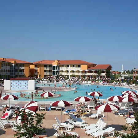 Ai Pini Lido Altanea Apartment *